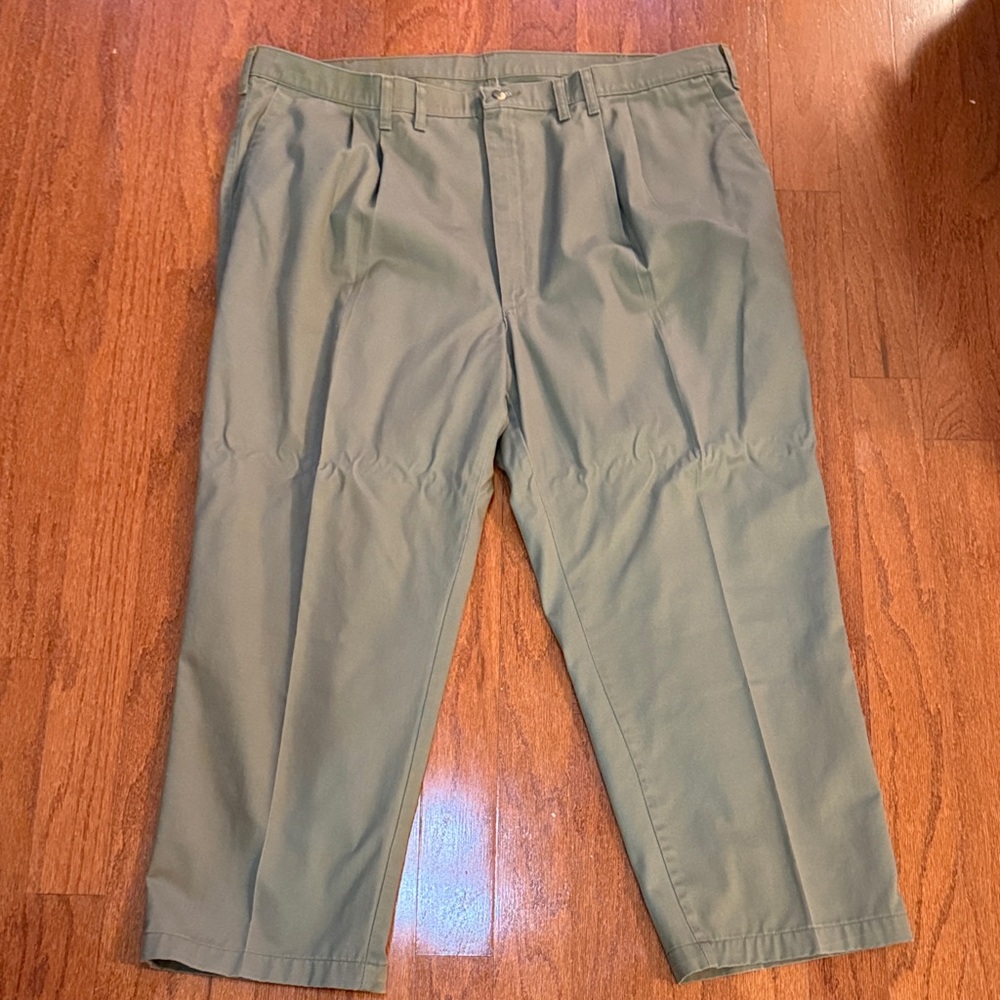 Wrangler Men's Green Khaki Pants